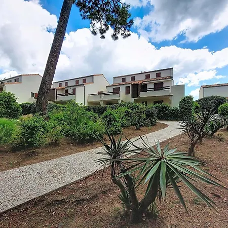 Appartamento Le Bois Du Roy-2 By Interhome